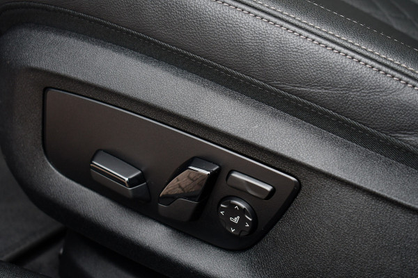 BMW 5 Serie 530e M-Sport Pano Trekh ACC HUD 360 Laser El-Klep