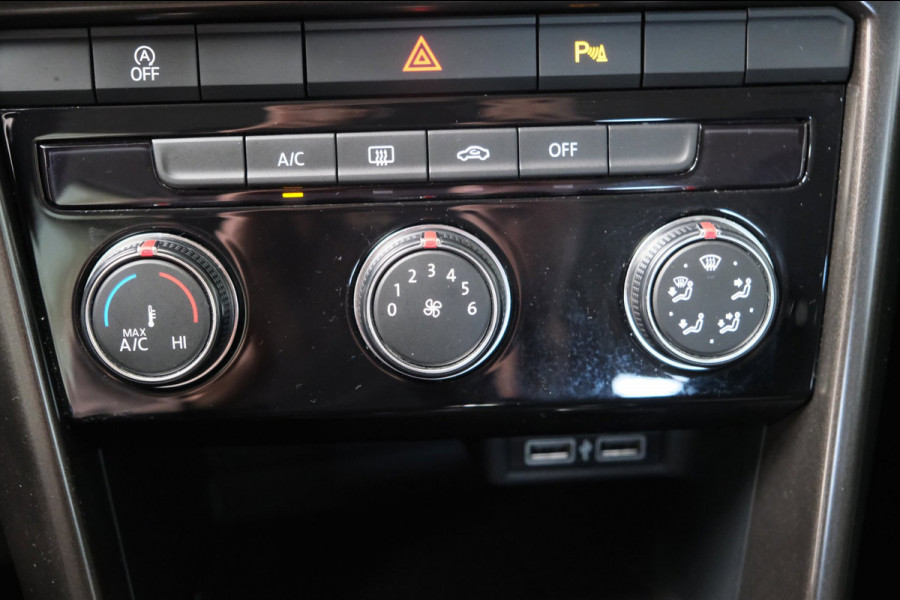 Volkswagen T-Roc 1.5 TSI Style Business Automaat - N.A.P. Airco, Carplay, Navi, PDc, Cruise.