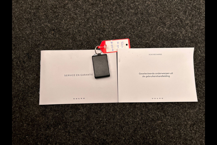 Volvo XC40 Recharge P8 AWD R-Design | SOH 93% | Origineel NL | Camera | Stuur + Stoelverwarming | Apple/Carplay
