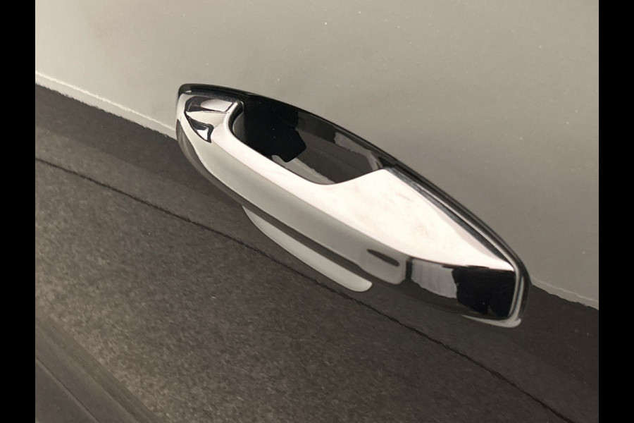 Volvo XC40 Recharge P8 AWD R-Design | SOH 93% | Origineel NL | Camera | Stuur + Stoelverwarming | Apple/Carplay