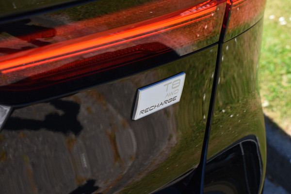 Volvo V90 T8 390PK AWD Inscription Exclusive | Trekhaak | Luchtvering | H&K | ACC | Panodak