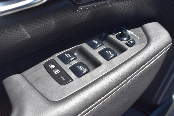 Volvo V90 T8 390PK AWD Inscription Exclusive | Trekhaak | Luchtvering | H&K | ACC | Panodak