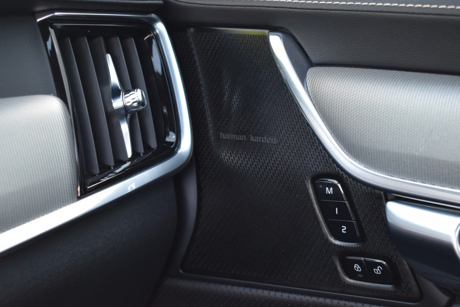 Volvo V90 T8 390PK AWD Inscription Exclusive | Trekhaak | Luchtvering | H&K | ACC | Panodak