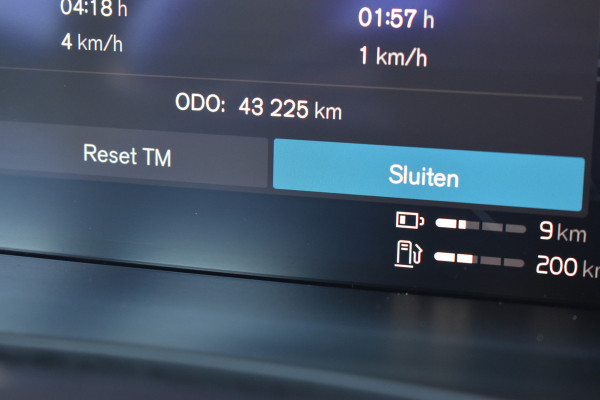 Volvo V90 T8 390PK AWD Inscription Exclusive | Trekhaak | Luchtvering | H&K | ACC | Panodak