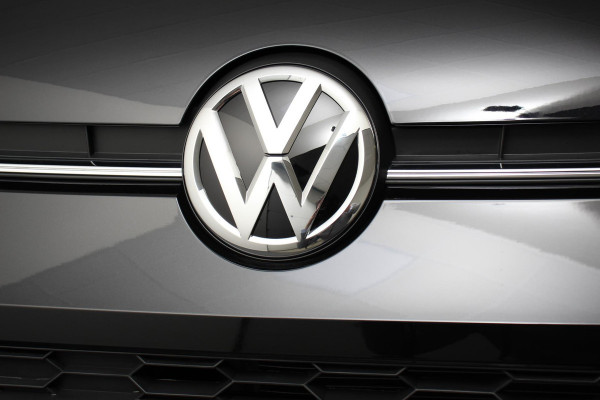 Volkswagen up! 1.0 Automaat high up! | Airco | Lichtmetalen velgen | Radio | Bluetooth