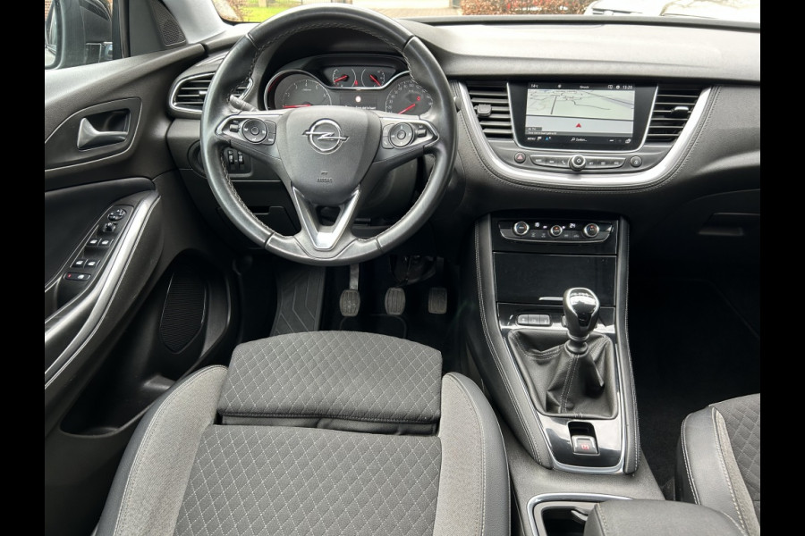 Opel Grandland 1.2 Turbo 130pk Innov. Camera, Carplay, Navi, 18" LMV