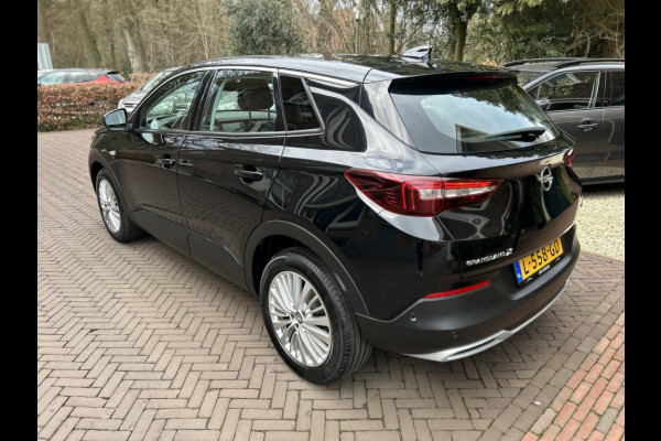 Opel Grandland 1.2 Turbo 130pk Innov. Camera, Carplay, Navi, 18" LMV