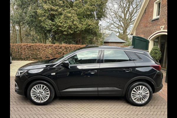 Opel Grandland 1.2 Turbo 130pk Innov. Camera, Carplay, Navi, 18" LMV