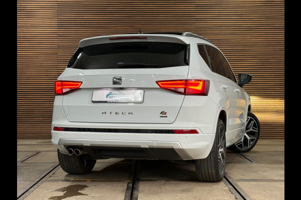 Seat Ateca 2.0 TSI FR 4DRIVE | Pano | Parkeerstuurassistent met Top View | Leder Pakket | Ambient | Exclusive Performance velgen |