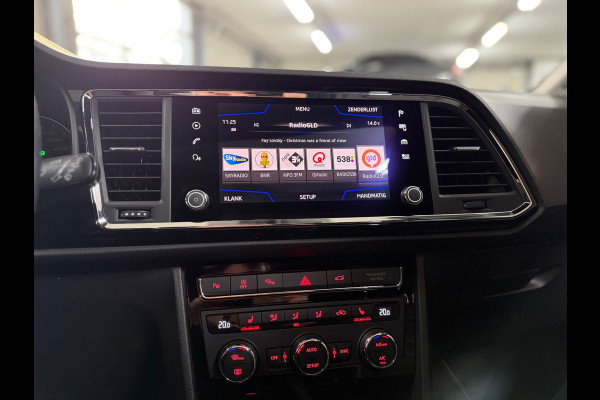 Seat Ateca 2.0 TSI FR 4DRIVE | Pano | Parkeerstuurassistent met Top View | Leder Pakket | Ambient | Exclusive Performance velgen |