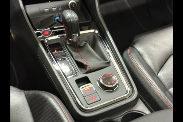 Seat Ateca 2.0 TSI FR 4DRIVE | Pano | Parkeerstuurassistent met Top View | Leder Pakket | Ambient | Exclusive Performance velgen |