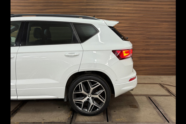 Seat Ateca 2.0 TSI FR 4DRIVE | Pano | Parkeerstuurassistent met Top View | Leder Pakket | Ambient | Exclusive Performance velgen |
