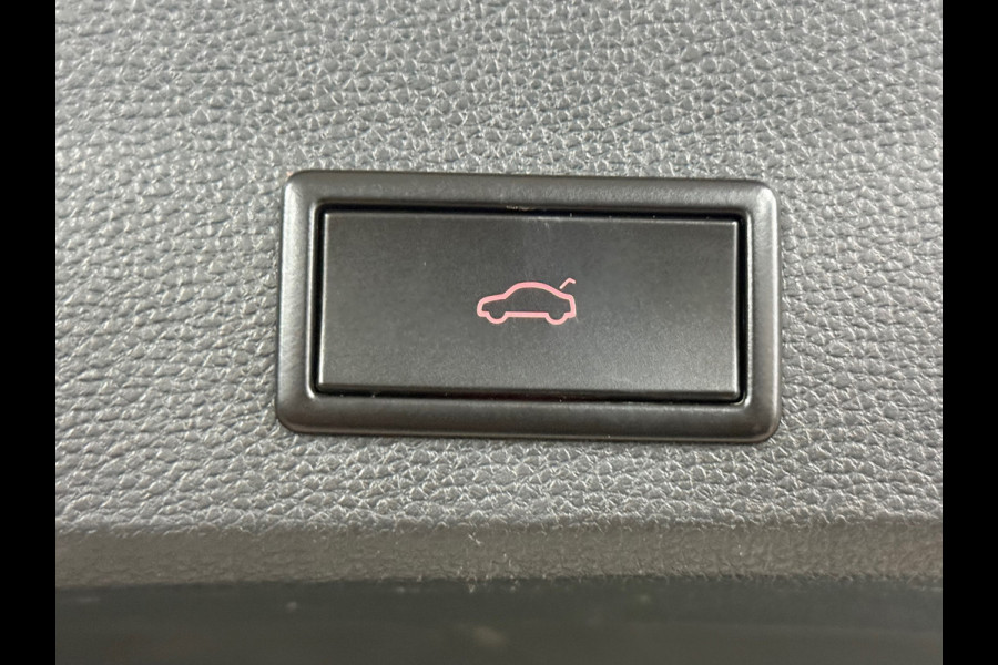 Seat Ateca 2.0 TSI FR 4DRIVE | Pano | Parkeerstuurassistent met Top View | Leder Pakket | Ambient | Exclusive Performance velgen |