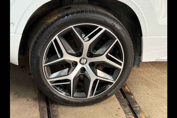 Seat Ateca 2.0 TSI FR 4DRIVE | Pano | Parkeerstuurassistent met Top View | Leder Pakket | Ambient | Exclusive Performance velgen |