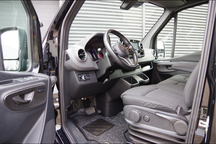 Mercedes-Benz Sprinter 319 3.0 CDI V6 L2H2 AUT. MARGE! LED, 360 CAMERA, TREKHAAK, STANDKACHEL, MBUX 10'', CRUISE, CLIMA, STOELVERWARMING