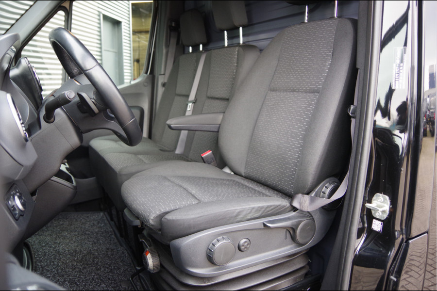 Mercedes-Benz Sprinter 319 3.0 CDI V6 L2H2 AUT. MARGE! LED, 360 CAMERA, TREKHAAK, STANDKACHEL, MBUX 10'', CRUISE, CLIMA, STOELVERWARMING
