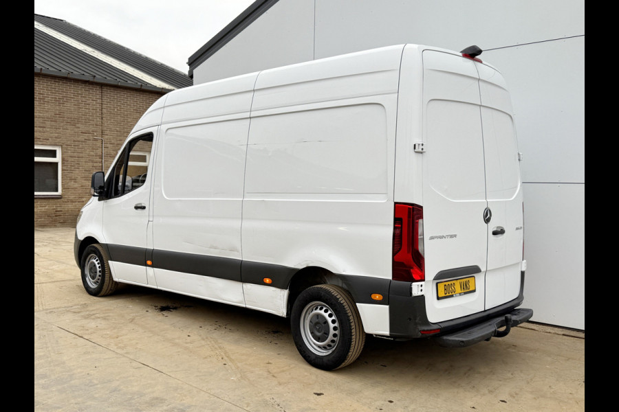 Mercedes-Benz Sprinter 315 1.9 CDI L2H2 LED Climate Control Camera Carplay Cruise Control Trekhaak Parkeersensoren voor achter
