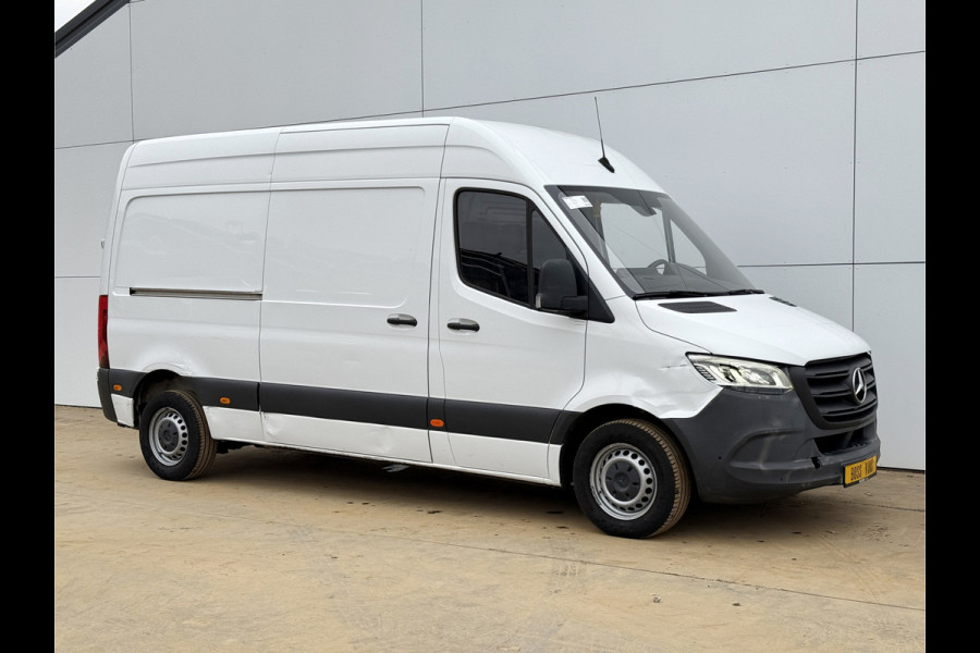 Mercedes-Benz Sprinter 315 1.9 CDI L2H2 LED Climate Control Camera Carplay Cruise Control Trekhaak Parkeersensoren voor achter