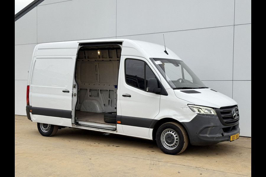 Mercedes-Benz Sprinter 315 1.9 CDI L2H2 LED Climate Control Camera Carplay Cruise Control Trekhaak Parkeersensoren voor achter