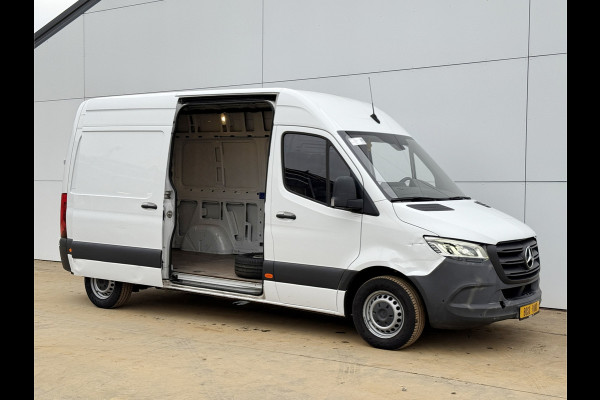 Mercedes-Benz Sprinter 315 1.9 CDI L2H2 LED Climate Control Camera Carplay Cruise Control Trekhaak Parkeersensoren voor achter