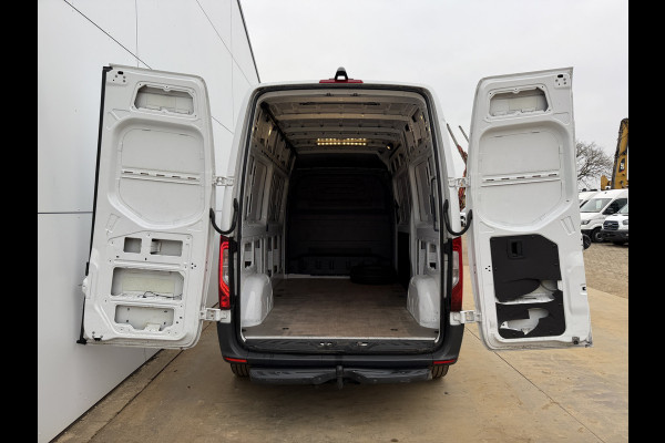 Mercedes-Benz Sprinter 315 1.9 CDI L2H2 LED Climate Control Camera Carplay Cruise Control Trekhaak Parkeersensoren voor achter