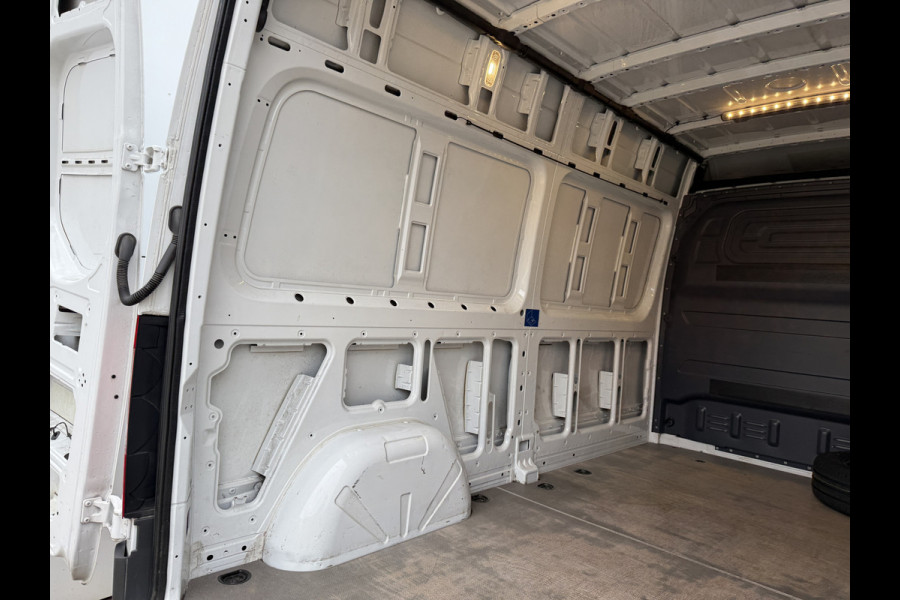 Mercedes-Benz Sprinter 315 1.9 CDI L2H2 LED Climate Control Camera Carplay Cruise Control Trekhaak Parkeersensoren voor achter