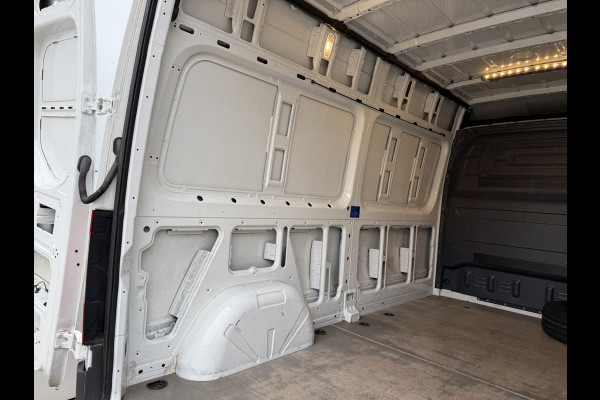 Mercedes-Benz Sprinter 315 1.9 CDI L2H2 LED Climate Control Camera Carplay Cruise Control Trekhaak Parkeersensoren voor achter