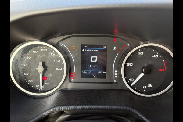 Iveco Daily 35S18 3.0 L2H2 Airco Adaptieve Cruise Control Camera Navigatie Lucht geveerde stoel .