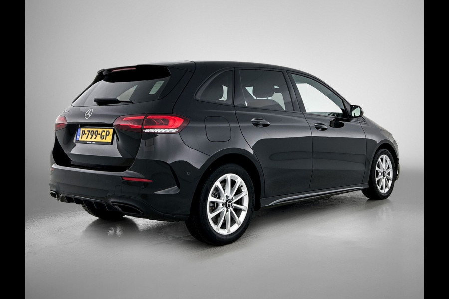 Mercedes-Benz B-Klasse 250 e Hybride Premium Design AMG line / 1/2 Leder / Stoelverwarming / Pdc+Camera / Navigatie / Apk 01-2028