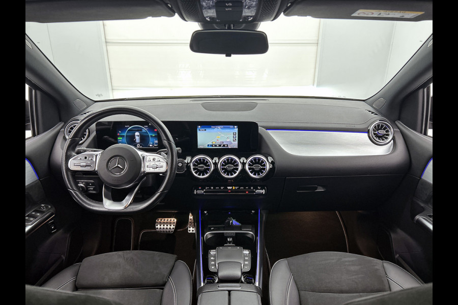 Mercedes-Benz B-Klasse 250 e Hybride Premium Design AMG line / 1/2 Leder / Stoelverwarming / Pdc+Camera / Navigatie / Apk 01-2028