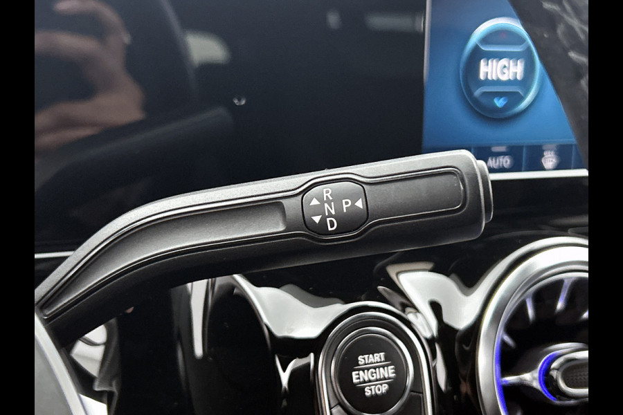 Mercedes-Benz B-Klasse 250 e Hybride Premium Design AMG line / 1/2 Leder / Stoelverwarming / Pdc+Camera / Navigatie / Apk 01-2028
