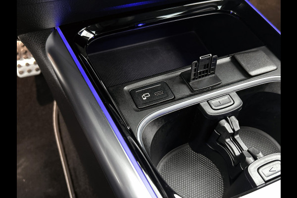 Mercedes-Benz B-Klasse 250 e Hybride Premium Design AMG line / 1/2 Leder / Stoelverwarming / Pdc+Camera / Navigatie / Apk 01-2028