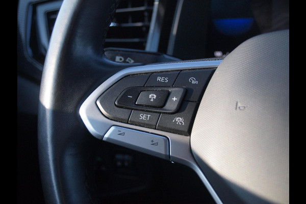 Volkswagen Polo 1.0 TSI Life Business | Apple carplay | Stoelverwarming | Parkeersensoren | Privacy Glas | NL-Auto