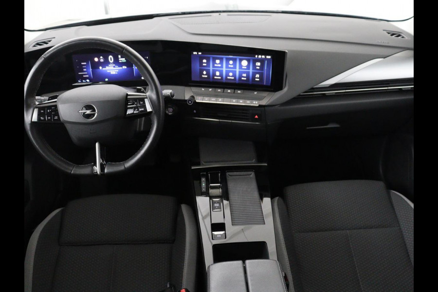 Opel Astra 1.6 Hybrid Business Edition | Stoelverwarming | Adaptive cruise | Camera | Stuurverwarming | Carplay | Navigatie | Full LED | 17'' | Climate control | PHEV | Plug In