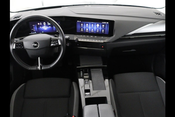 Opel Astra 1.6 Hybrid Business Edition | Stoelverwarming | Adaptive cruise | Camera | Stuurverwarming | Carplay | Navigatie | Full LED | 17'' | Climate control | PHEV | Plug In