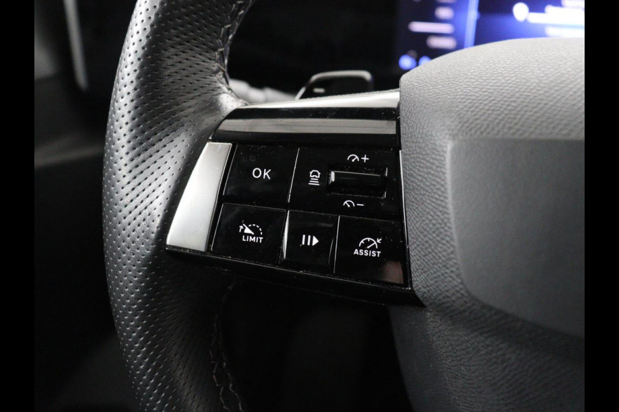 Opel Astra 1.6 Hybrid Business Edition | Stoelverwarming | Adaptive cruise | Camera | Stuurverwarming | Carplay | Navigatie | Full LED | 17'' | Climate control | PHEV | Plug In