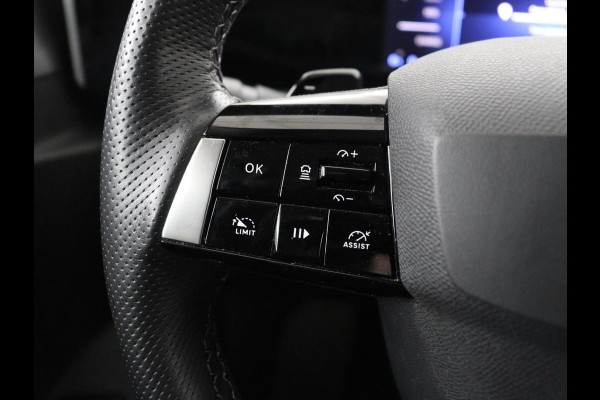 Opel Astra 1.6 Hybrid Business Edition | Stoelverwarming | Adaptive cruise | Camera | Stuurverwarming | Carplay | Navigatie | Full LED | 17'' | Climate control | PHEV | Plug In