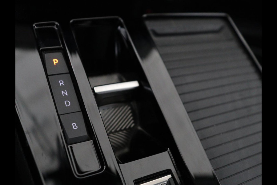 Opel Astra 1.6 Hybrid Business Edition | Stoelverwarming | Adaptive cruise | Camera | Stuurverwarming | Carplay | Navigatie | Full LED | 17'' | Climate control | PHEV | Plug In