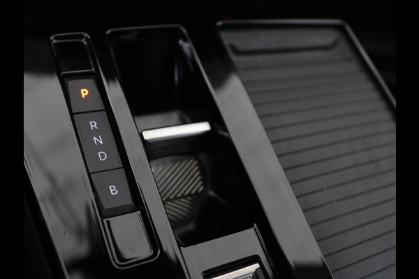 Opel Astra 1.6 Hybrid Business Edition | Stoelverwarming | Adaptive cruise | Camera | Stuurverwarming | Carplay | Navigatie | Full LED | 17'' | Climate control | PHEV | Plug In