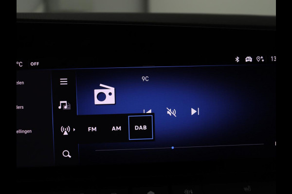 Opel Astra 1.6 Hybrid Business Edition | Stoelverwarming | Adaptive cruise | Camera | Stuurverwarming | Carplay | Navigatie | Full LED | 17'' | Climate control | PHEV | Plug In