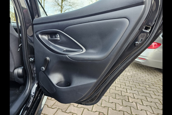 Toyota Yaris 1.5 Hybrid Active | Automaat | Navi | Keyless | Lane Assist | Adaptive Cruise | LMV | Camera |