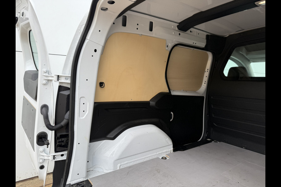 Renault Kangoo E-Tech 44kWh WLTP 301km 1500kg Trekgewicht Led Apple Carplay Climate Control Parkeersensoren Camera Nissan Townstar