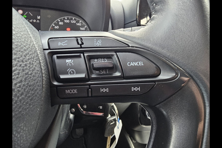 Toyota Yaris 1.5 Hybrid Active | Automaat | Navi | Keyless | Lane Assist | Adaptive Cruise | LMV | Camera |
