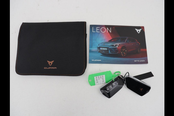CUPRA Leon 1.5 e-Hybrid Business | Stoelverwarming | Adaptive cruise | Camera | Carplay | Memory | Half leder | Navigatie | Keyless | Sportstoelen | Full LED | Sfeerverlichting | PHEV | Plug In