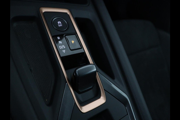 CUPRA Leon 1.5 e-Hybrid Business | Stoelverwarming | Adaptive cruise | Camera | Carplay | Memory | Half leder | Navigatie | Keyless | Sportstoelen | Full LED | Sfeerverlichting | PHEV | Plug In