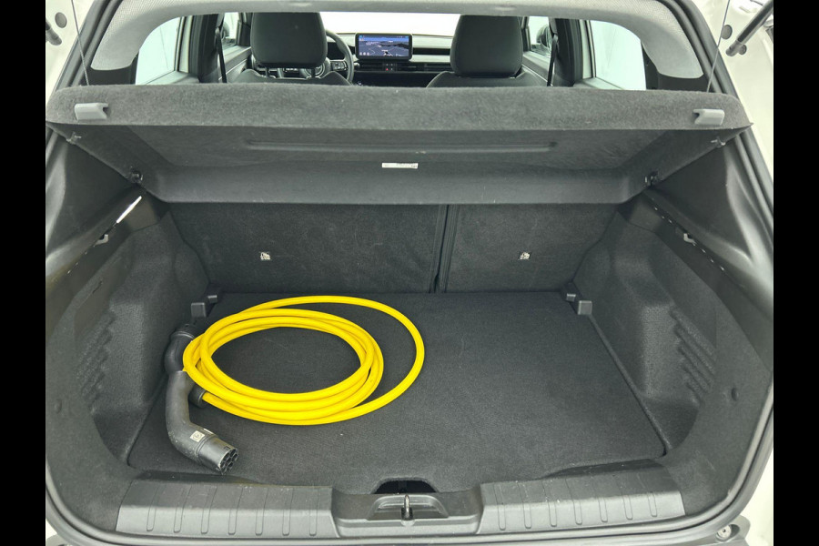 Jeep Avenger Longitude 54 kWh | Climate Control | Navigatie | Apple Carplay/Android Auto | PDC Achter | Camera Full LED | Adaptive Cruise Control | Virtual Cockpit | Stoelverwarming