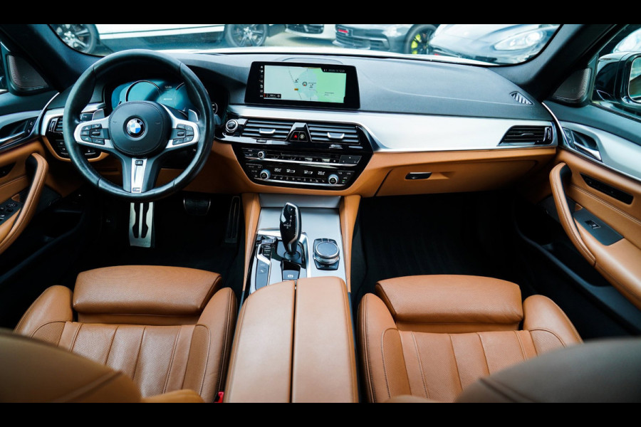 BMW 5 Serie 530e iPerformance High Executive | M-pakket | Massage | Stoelverwarming/verkoeling | Head up | Adaptieve cruise | NAP
