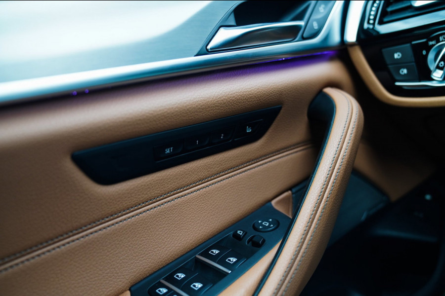 BMW 5 Serie 530e iPerformance High Executive | M-pakket | Massage | Stoelverwarming/verkoeling | Head up | Adaptieve cruise | NAP