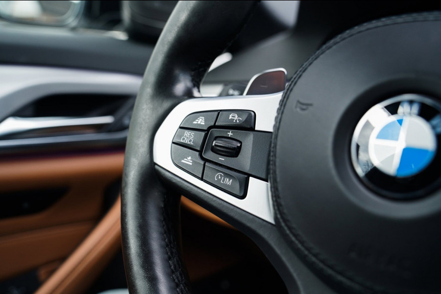 BMW 5 Serie 530e iPerformance High Executive | M-pakket | Massage | Stoelverwarming/verkoeling | Head up | Adaptieve cruise | NAP