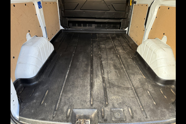 Ford Transit Custom 340 1.0 PHEV 120PK Plug-in Automaat L1H1 Airco Cruise Control Navigatie Parkeersensoren voor achter Stoelverwarming
